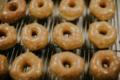 donut3 Holt's Bakery