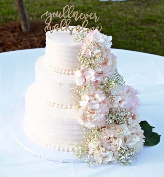 8” Cooler Cakes Holt's Bakery And Restaurant